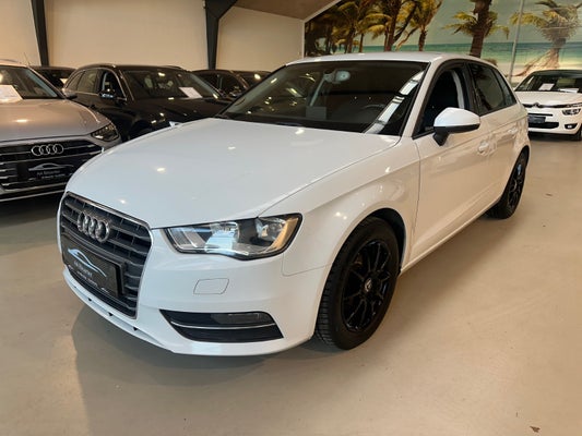 Audi A3 TDi Ambition Sportback Diesel drivmiddel 276000 Km. 2013 Modelår