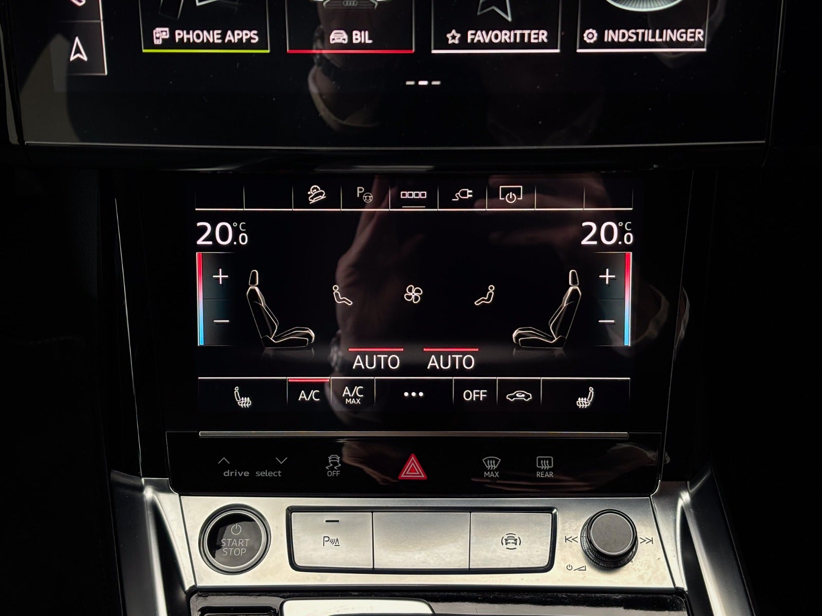 Billede af Audi e-tron 55 S-line quattro