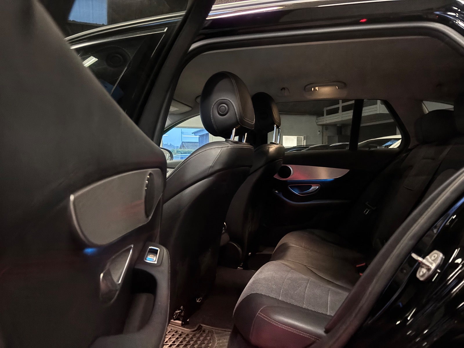 Mercedes C220 d, Billede 7
