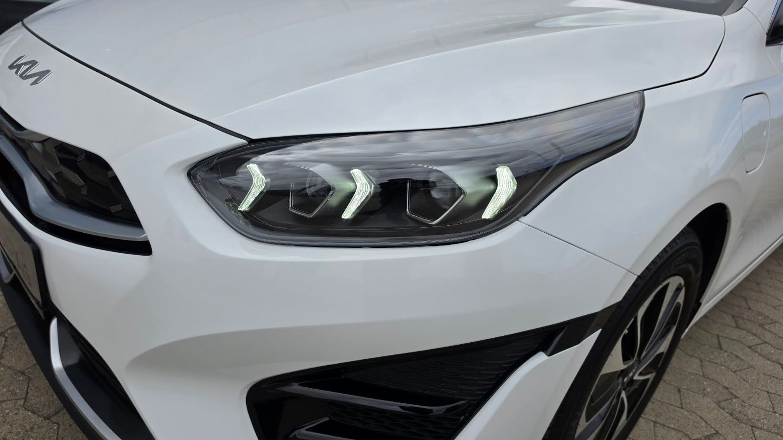 Billede af Kia Ceed 1,6 PHEV Prestige SW DCT