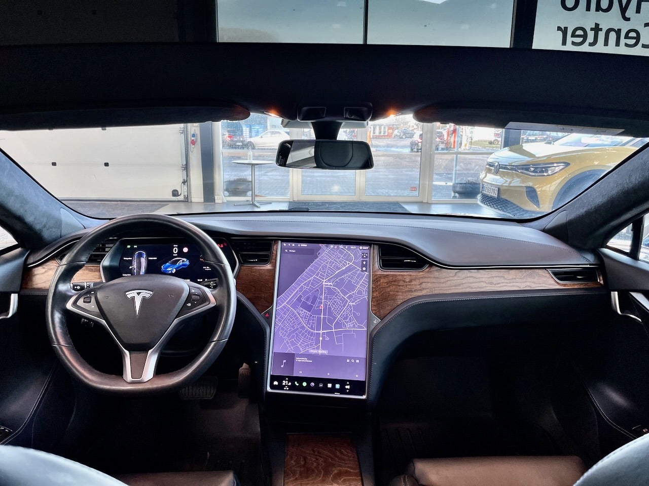 Tesla Model S 2019
