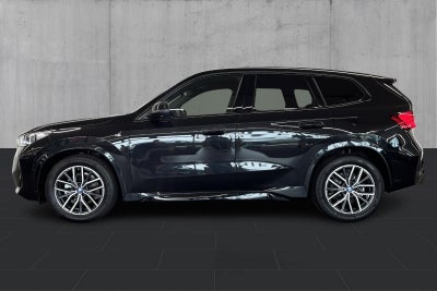 BMW iX1 eDrive20 M-Sport - 1