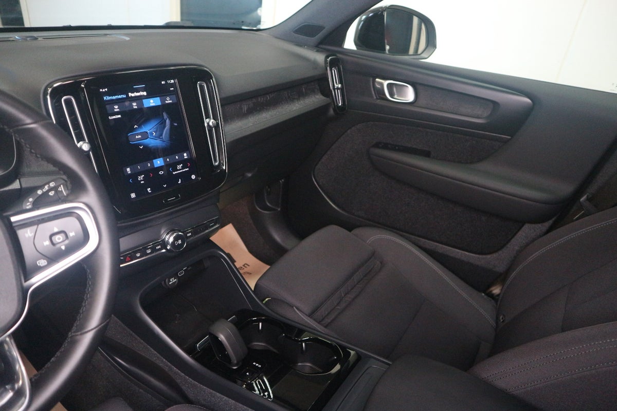 Volvo XC40 P6 ReCharge Plus