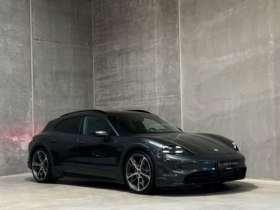 Porsche Taycan 4  Performance+ Cross Turismo 5d