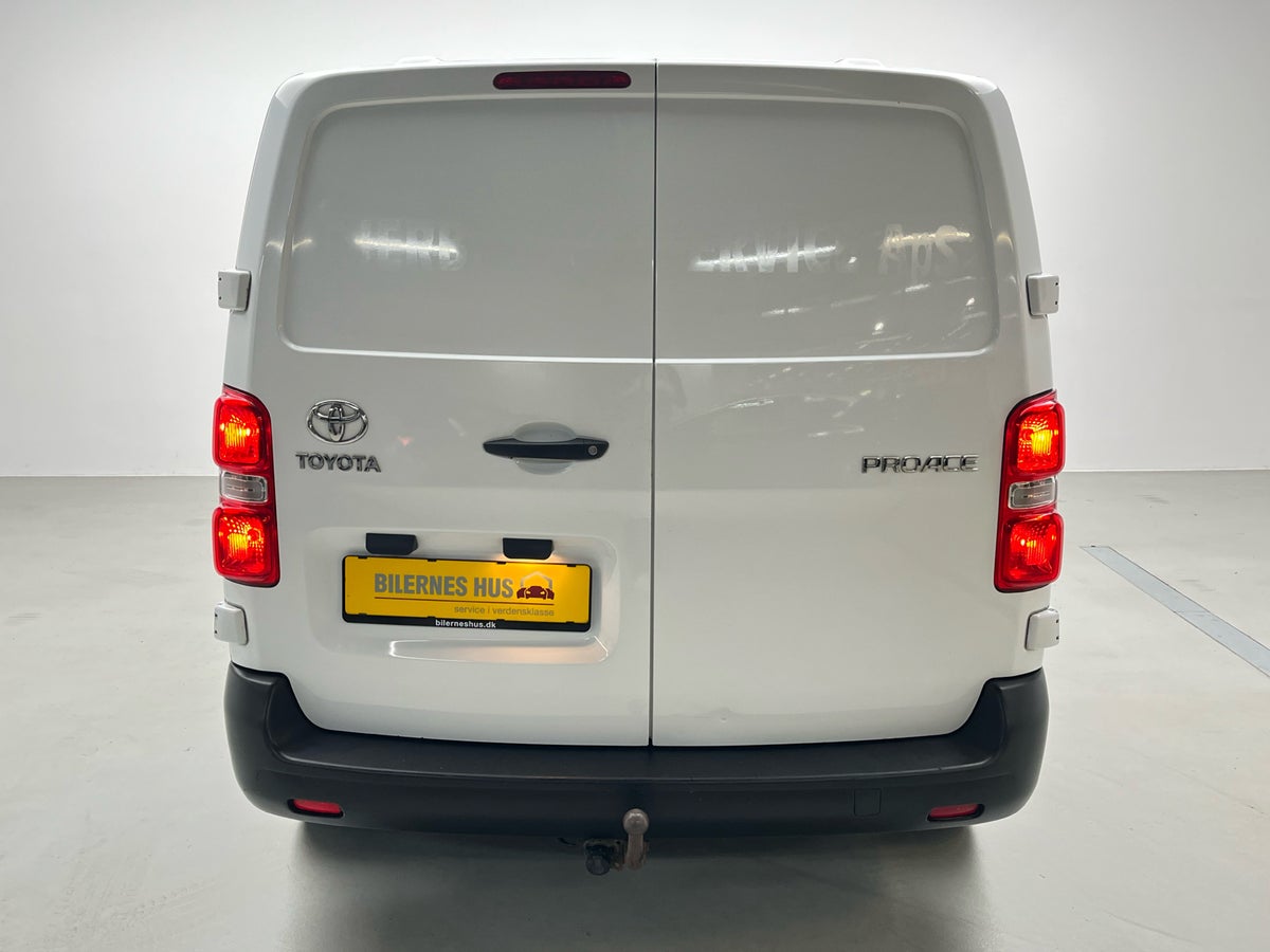 Toyota ProAce D 95 Compact Base billede 13