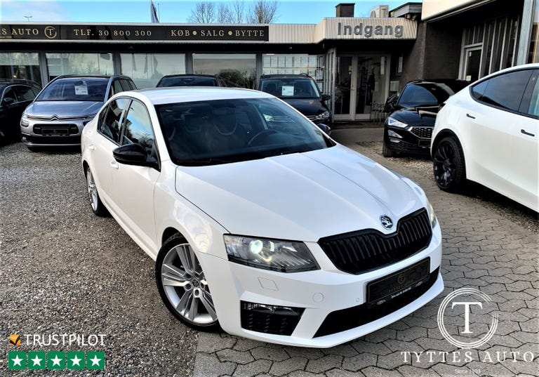 Skoda Octavia TSi 220 RS DSG