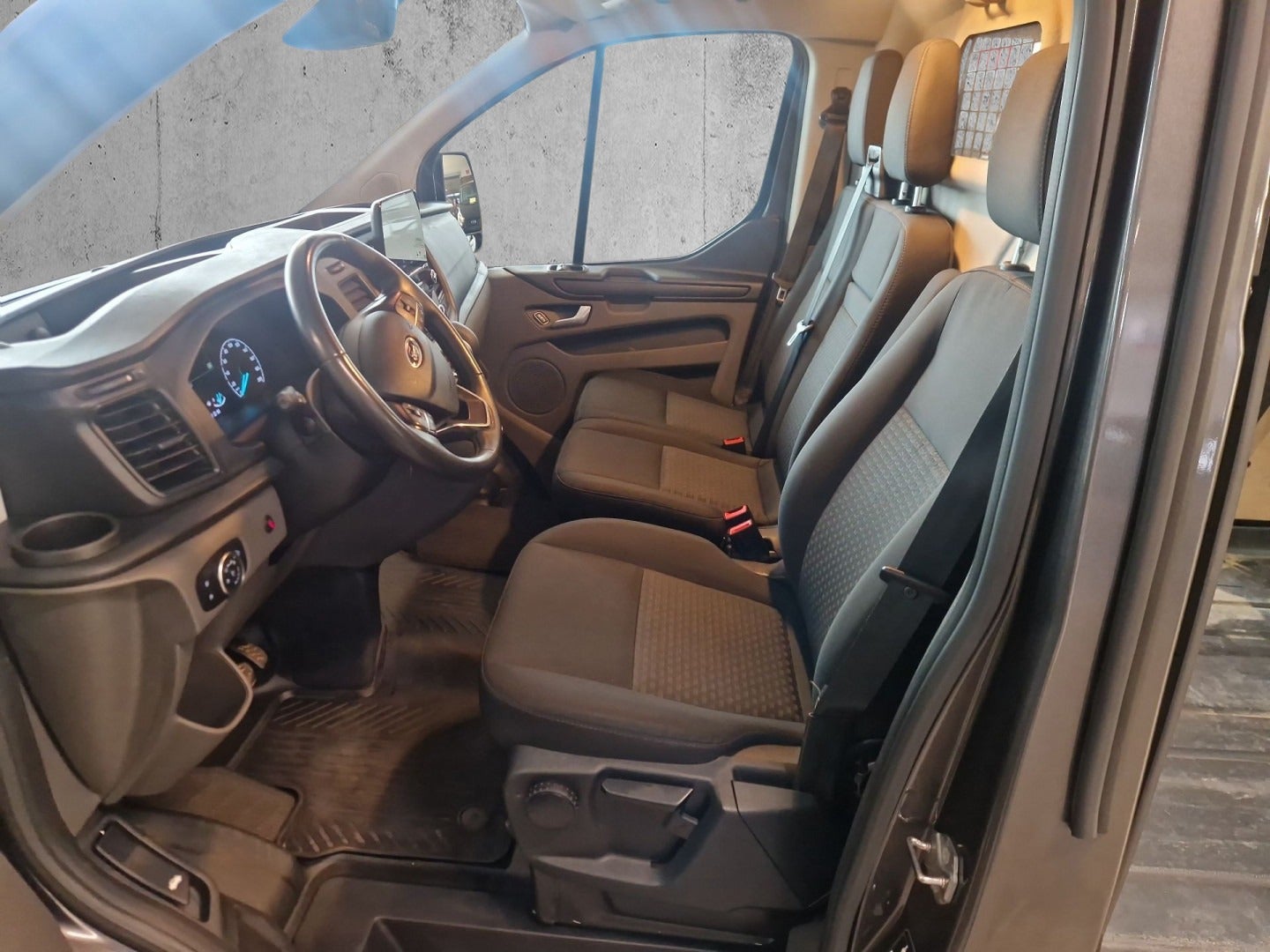 Billede af Ford Transit Custom 300L 2,0 TDCi 130 Trend aut.