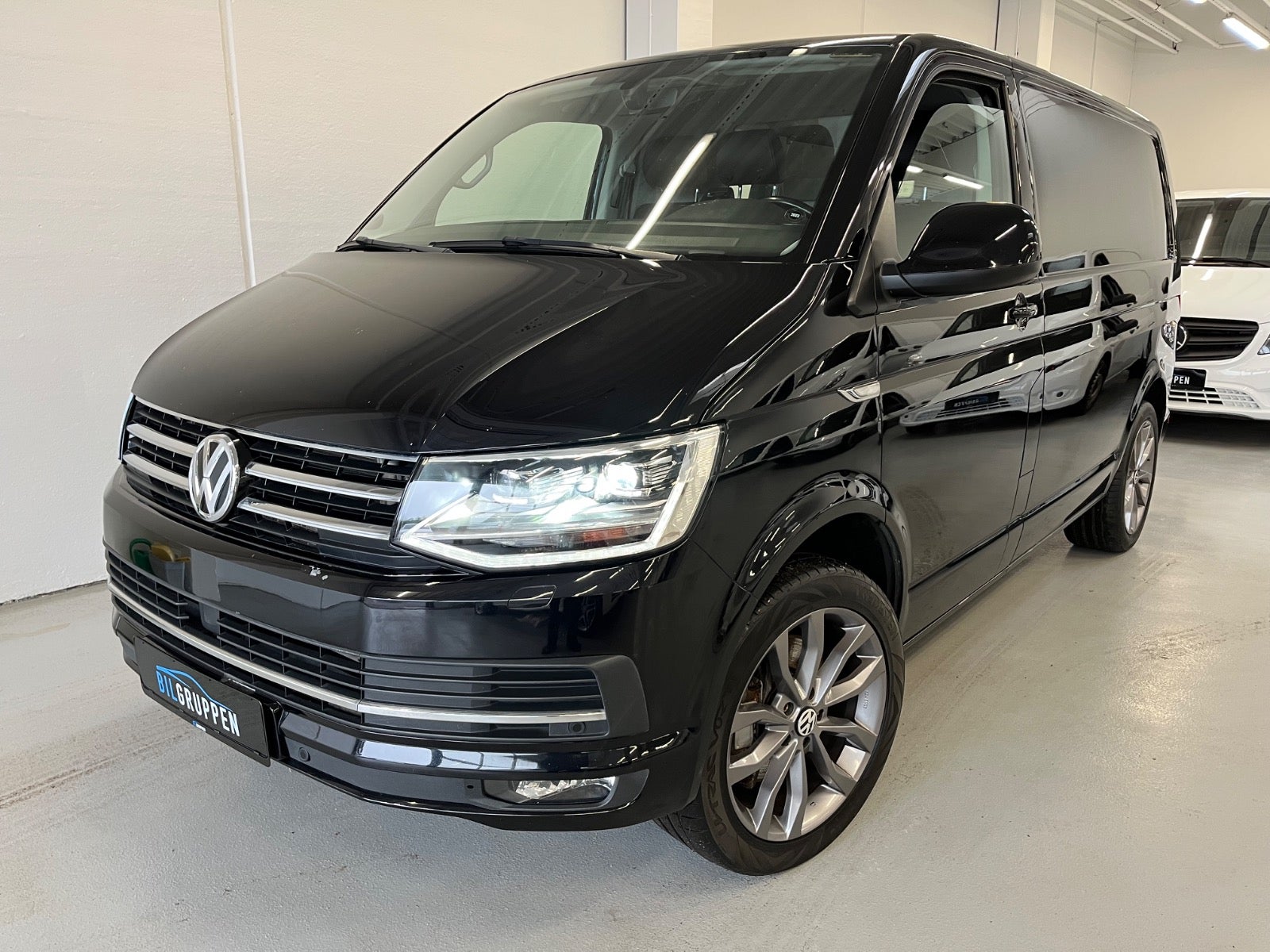 Billede af VW Transporter 2,0 TDi 204 Kassevogn DSG kort