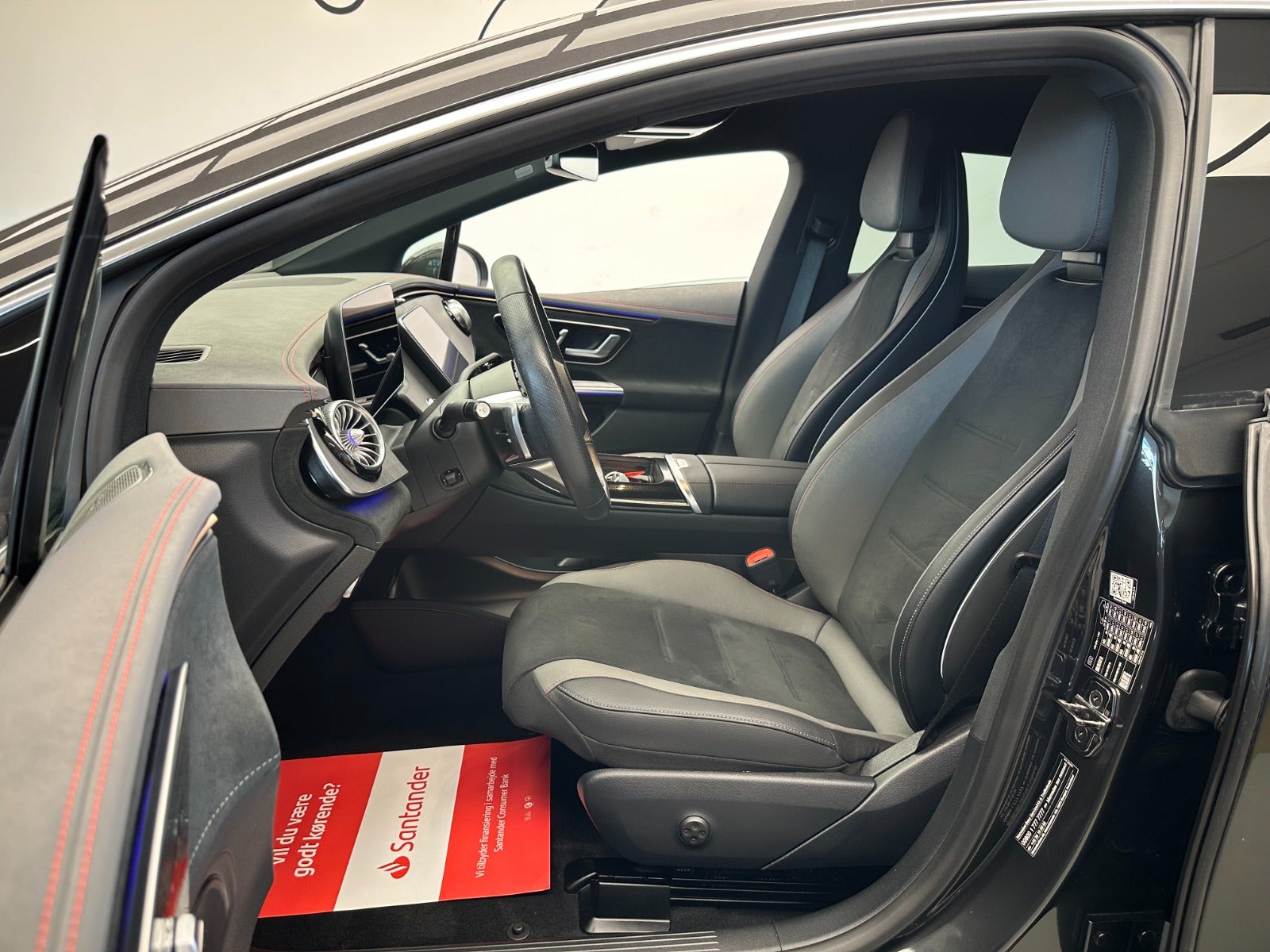 Billede af Mercedes EQE350  AMG Line