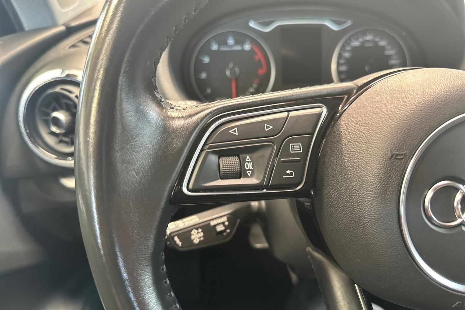 Billede af Audi A3 35 TFSi Limited+ Sportback S-tr.