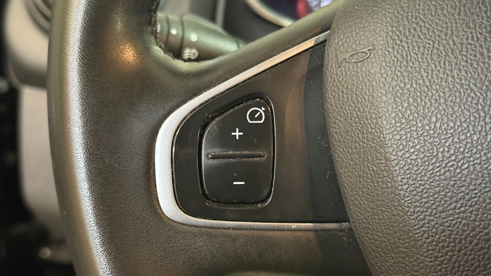 Billede af Renault Clio IV 0,9 TCe 90 Zen Sport Tourer