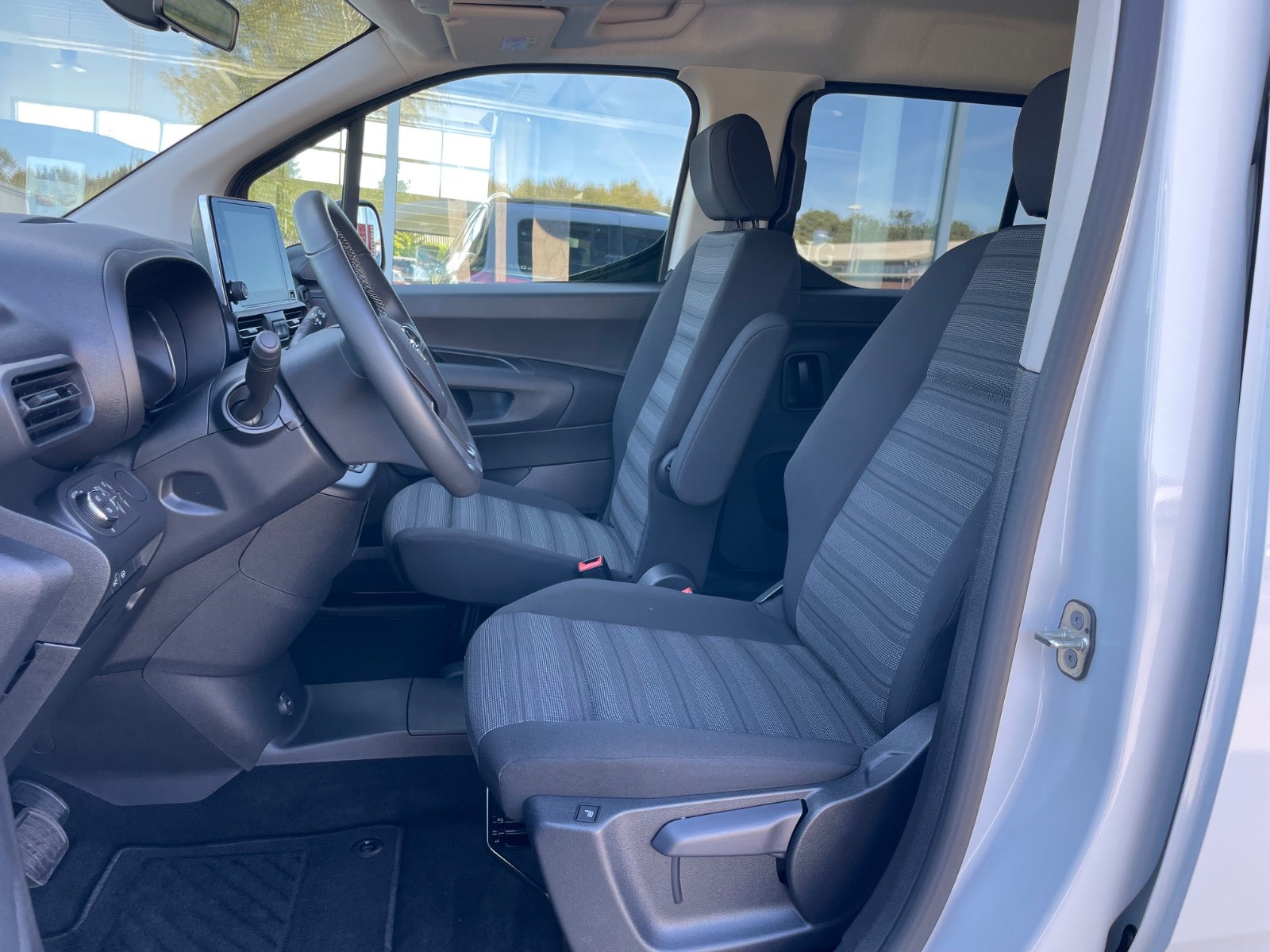 Billede af Opel Combo-e Life 50 Ultimate L2