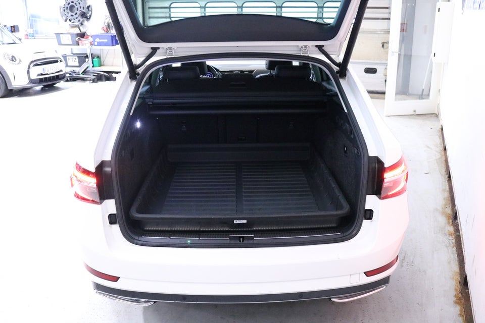 Skoda Superb, Billede 4
