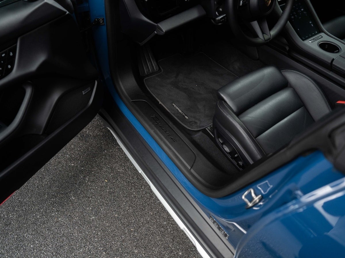 Gallery image 9 of 18