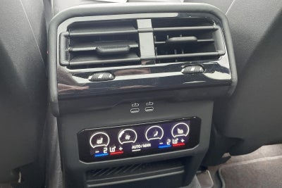 BMW i5 eDrive40 Touring Fully Charged