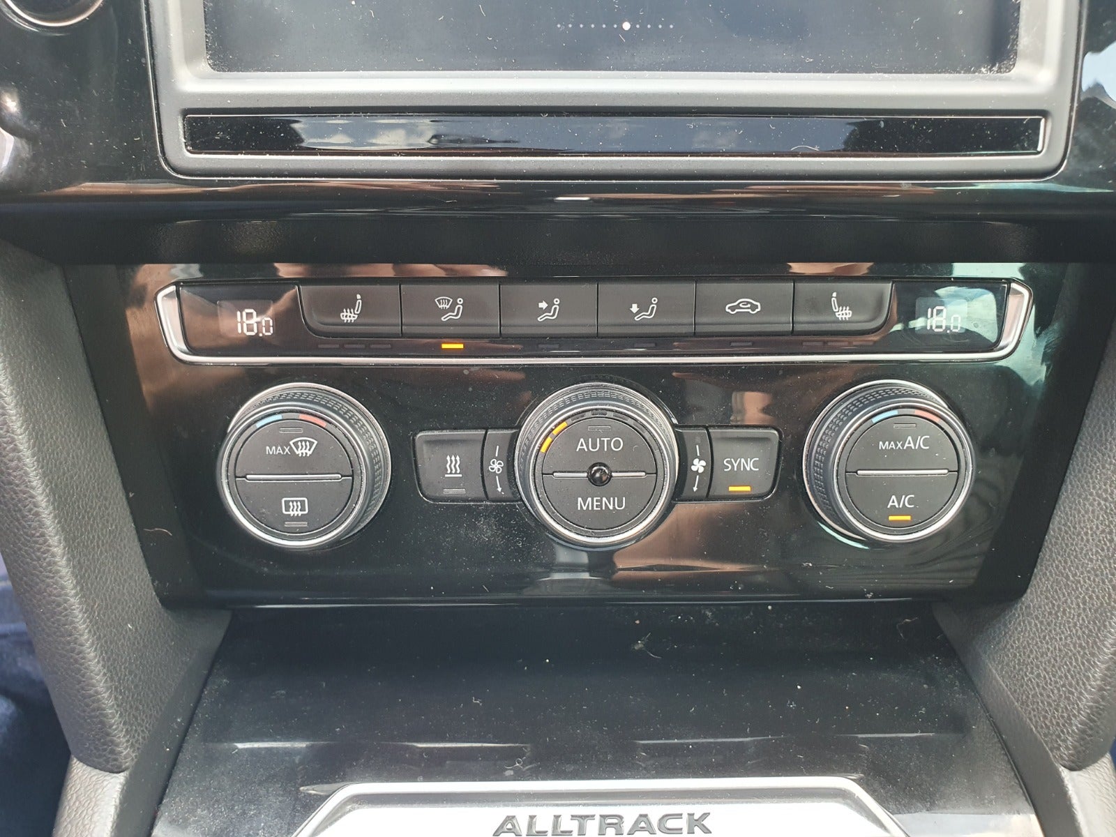 VW Passat Alltrack TDi 240 DSG 4Motion BMT