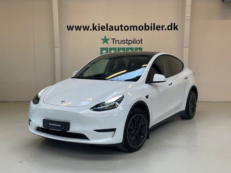 Tesla Model Y RWD