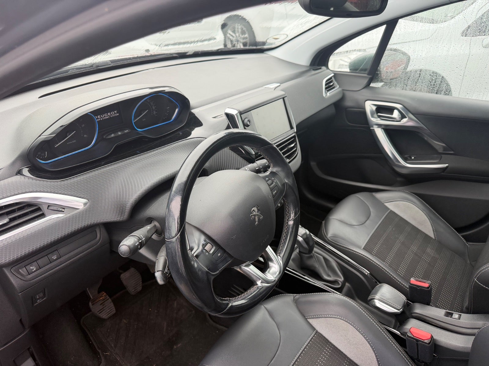 Peugeot 2008 BlueHDi 100 Allure Sky - billede 5