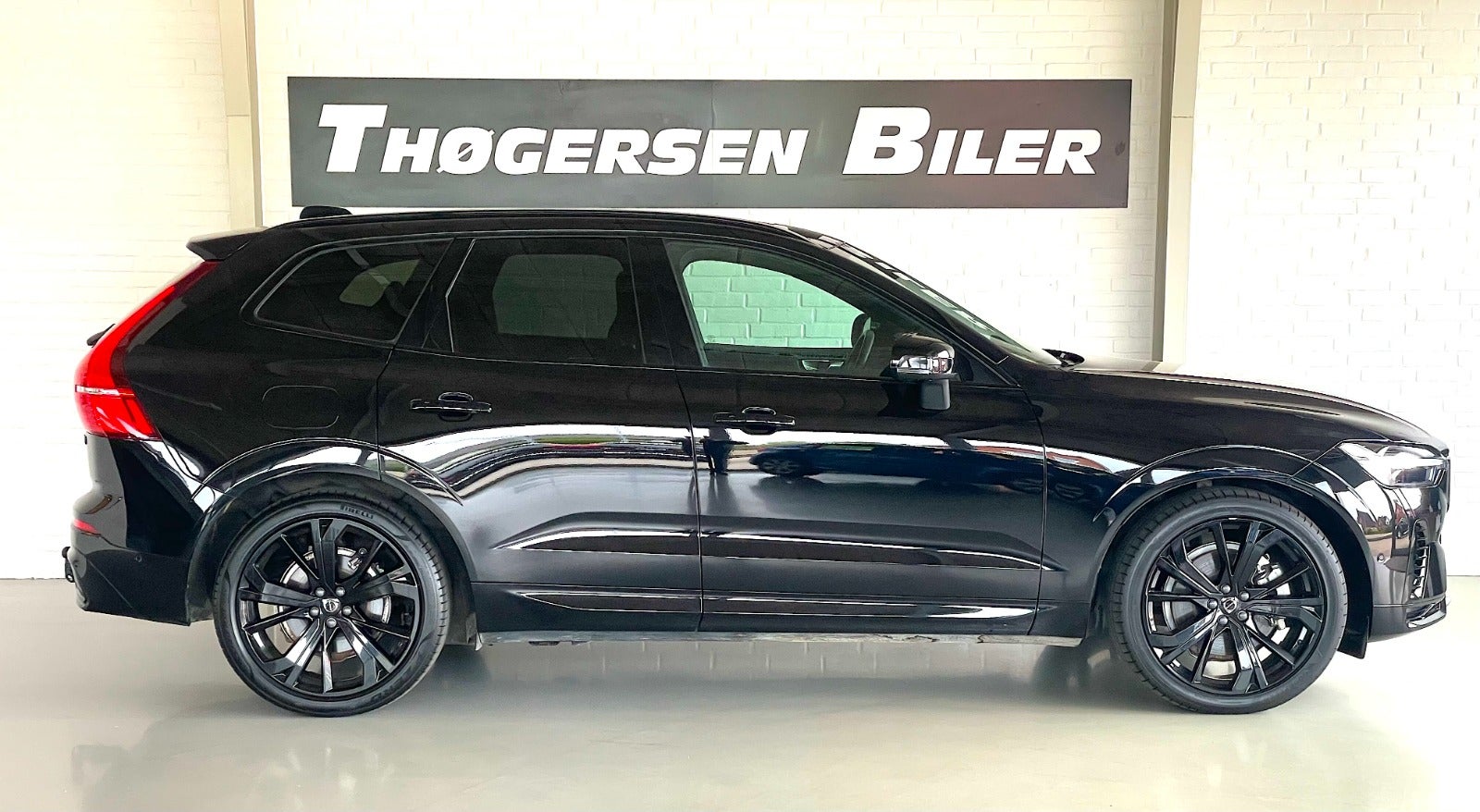 Billede af Volvo XC60 2,0 T6 ReCharge Black Edition aut. AWD