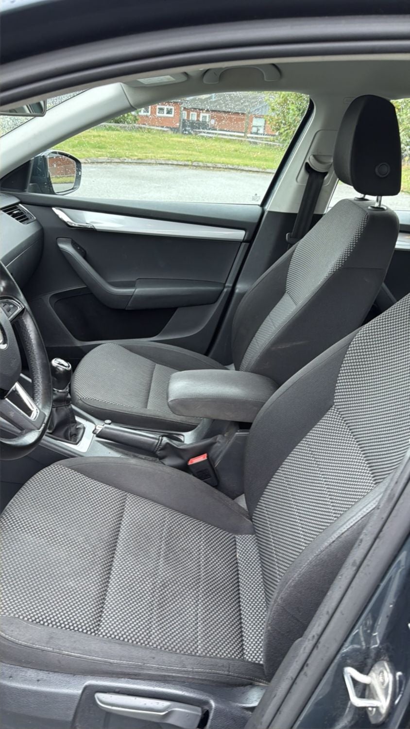 Skoda Octavia TDi 110 Ambition Combi - billede 15
