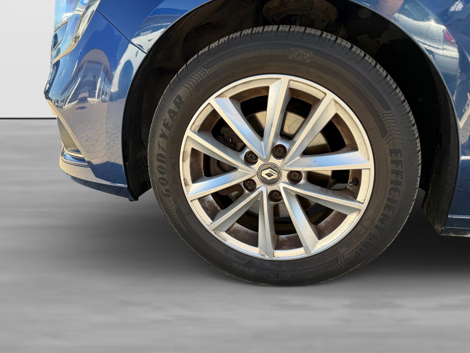 Billede af Renault Megane IV 1,2 TCe 130 Zen Sport Tourer EDC