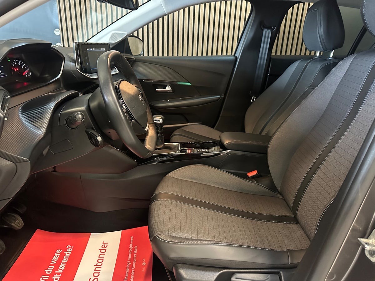 Peugeot 208 PureTech 100 Selection Sport