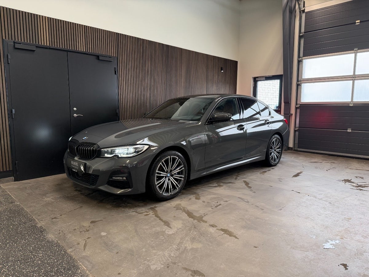 BMW 330e M-Sport aut.