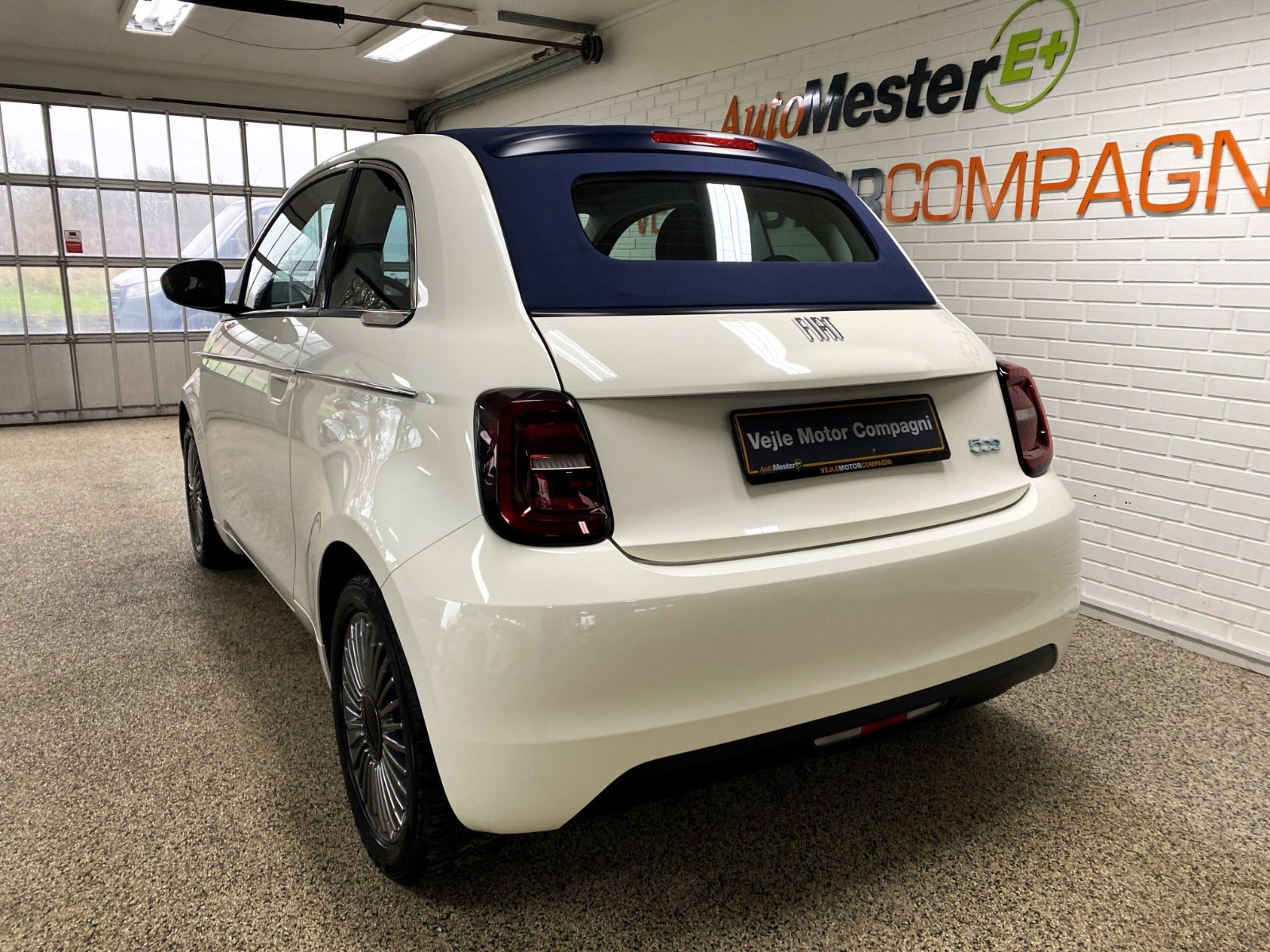 Fiat 500e 2023