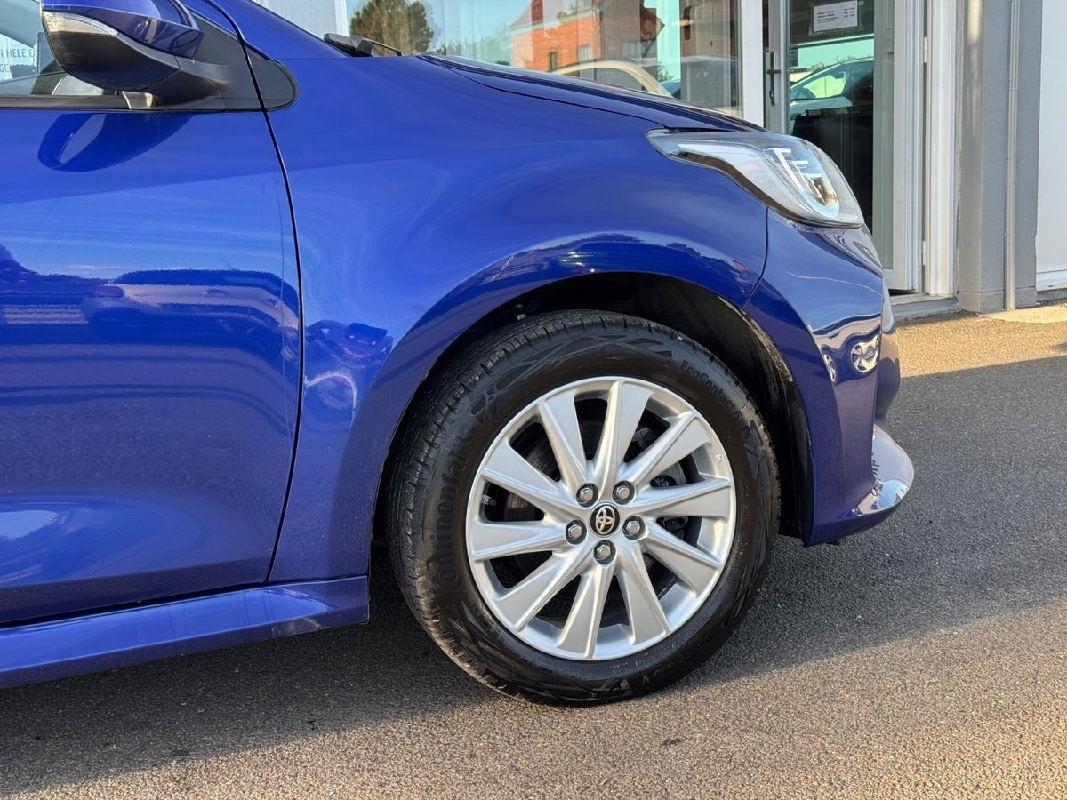 Billede af Toyota Yaris 1,5 Hybrid Active Tech+ Design e-CVT