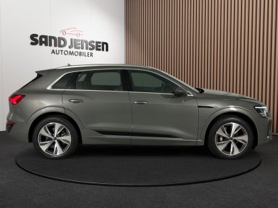Audi Q8 e-tron S-line quattro Van