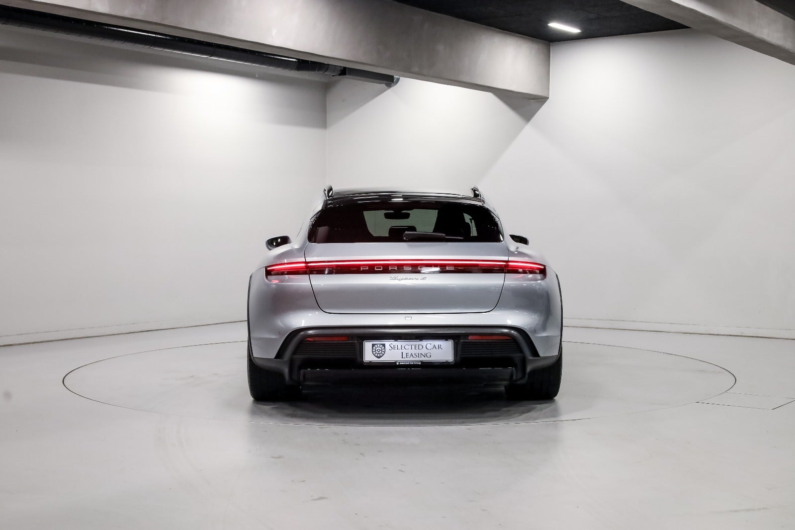 Porsche Taycan 4 Performance+ Cross Turismo