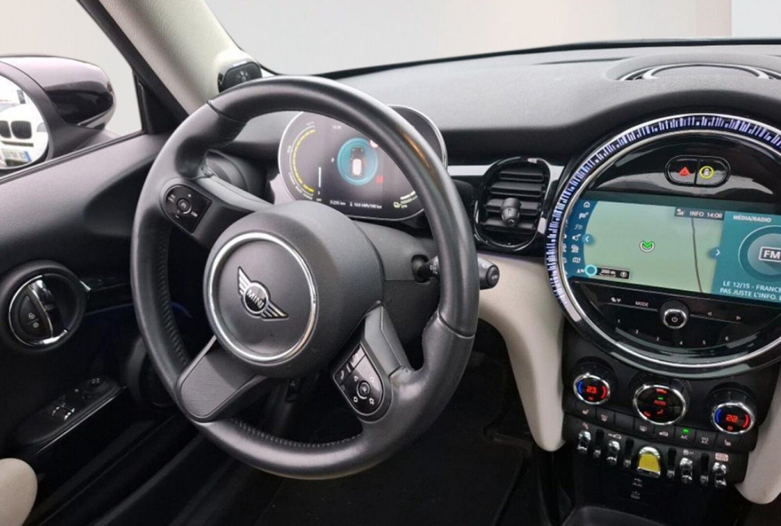 MINI Cooper SE Classic Trim