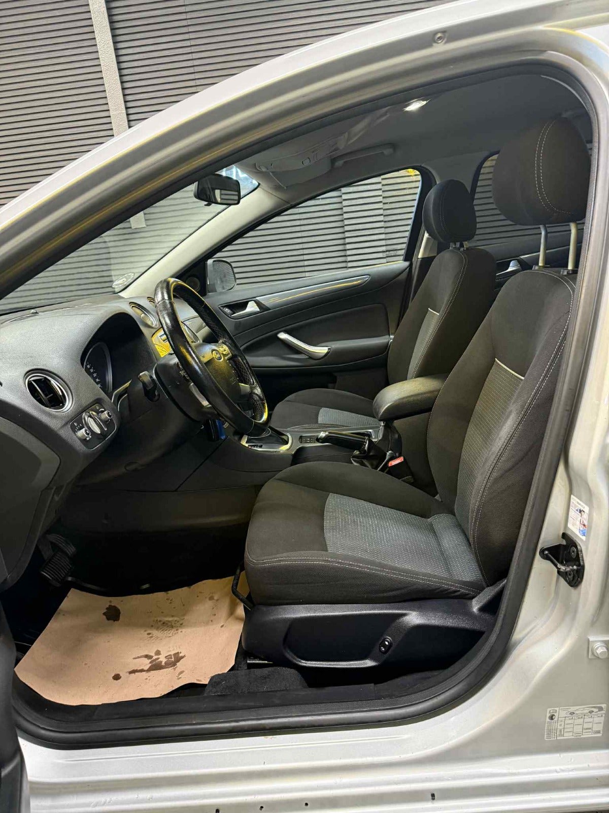 Billede af Ford Mondeo 2,0 TDCi 140 Trend stc. aut.