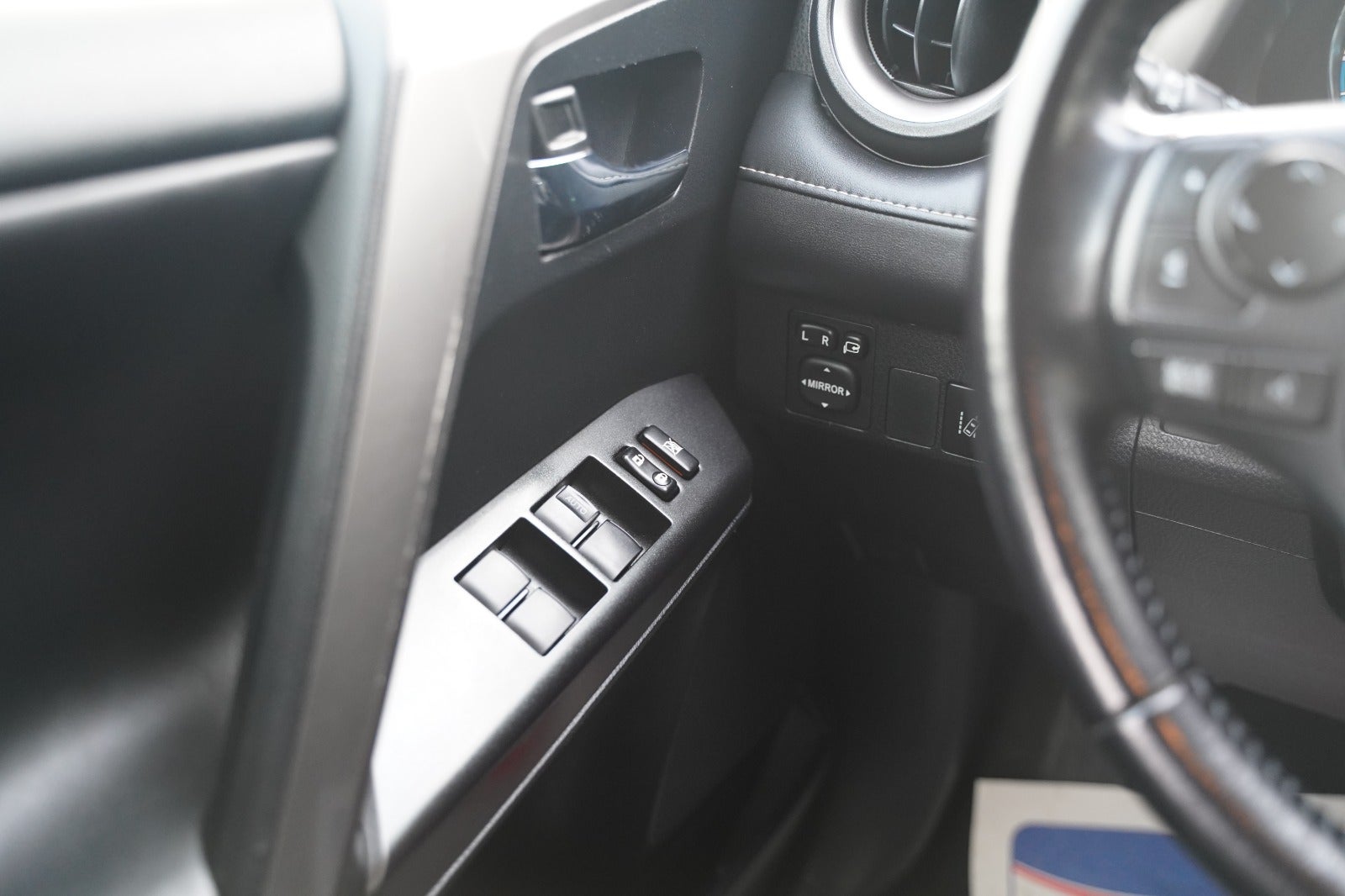 Billede af Toyota RAV4 2,5 Hybrid H3+ MDS 4x4