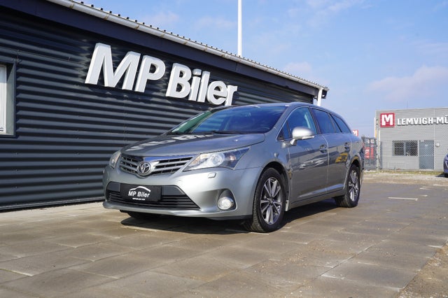 Toyota Avensis 1,8 VVT-i T2 Premium stc.