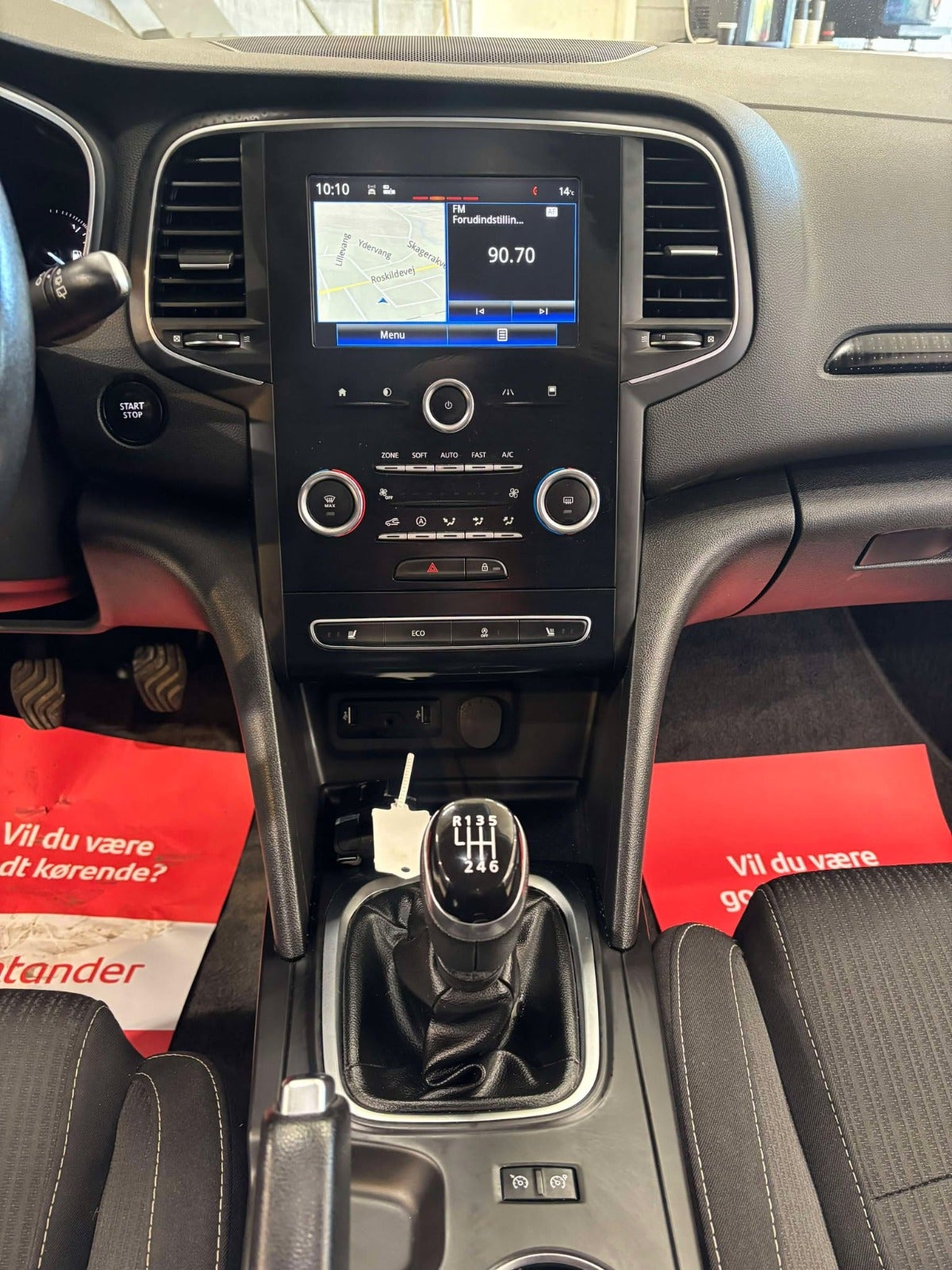 Billede af Renault Megane IV 1,2 TCe 100 Zen Sport Tourer