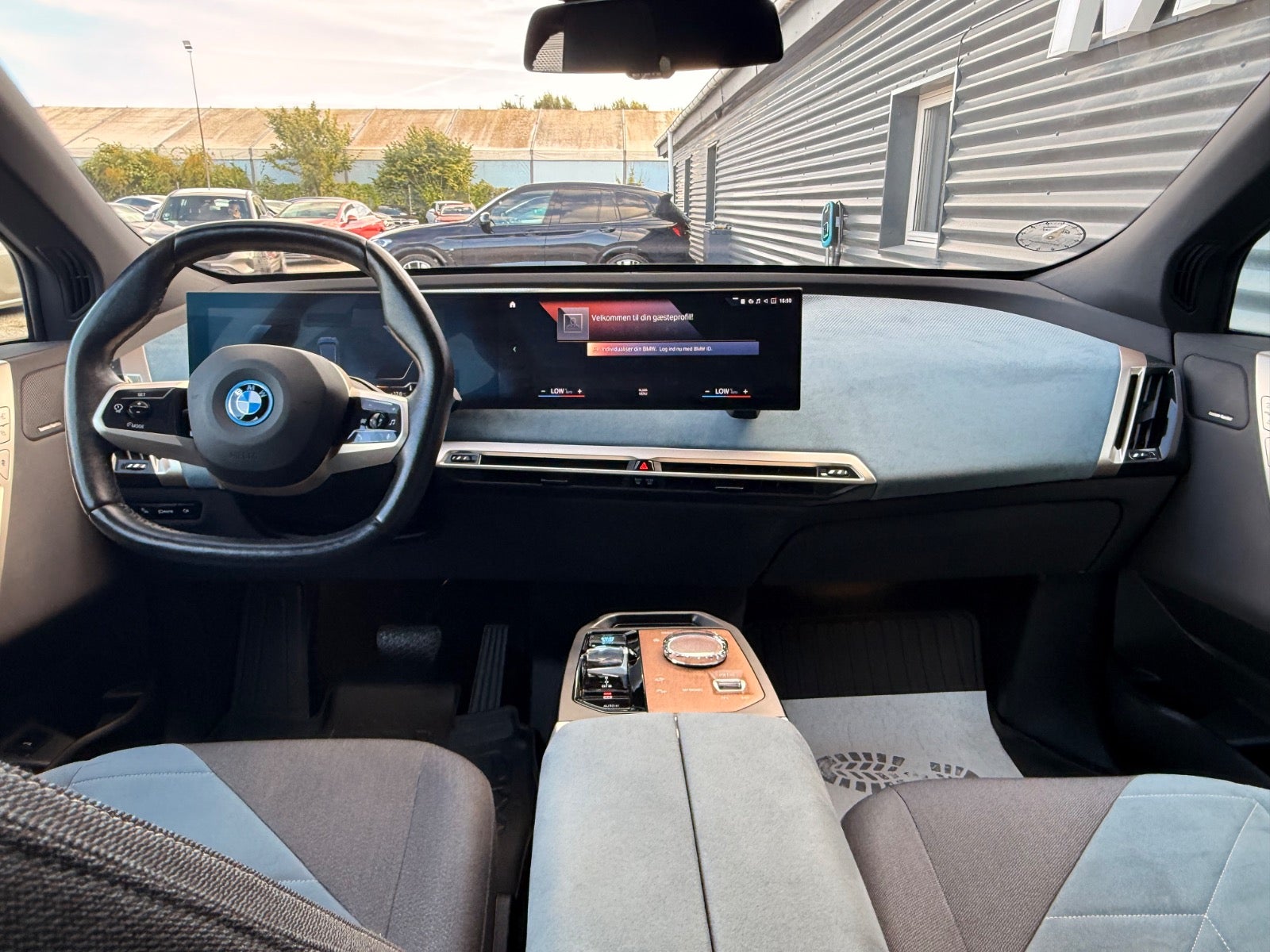 Billede af BMW iX xDrive40