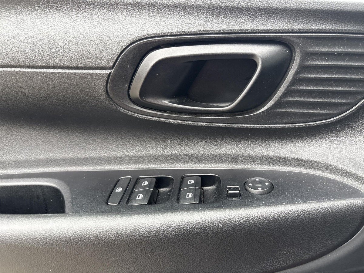 Hyundai i20 T-GDi Essential DCT billede 17