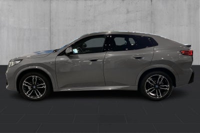 BMW iX2 eDrive20 M-Sport - 1