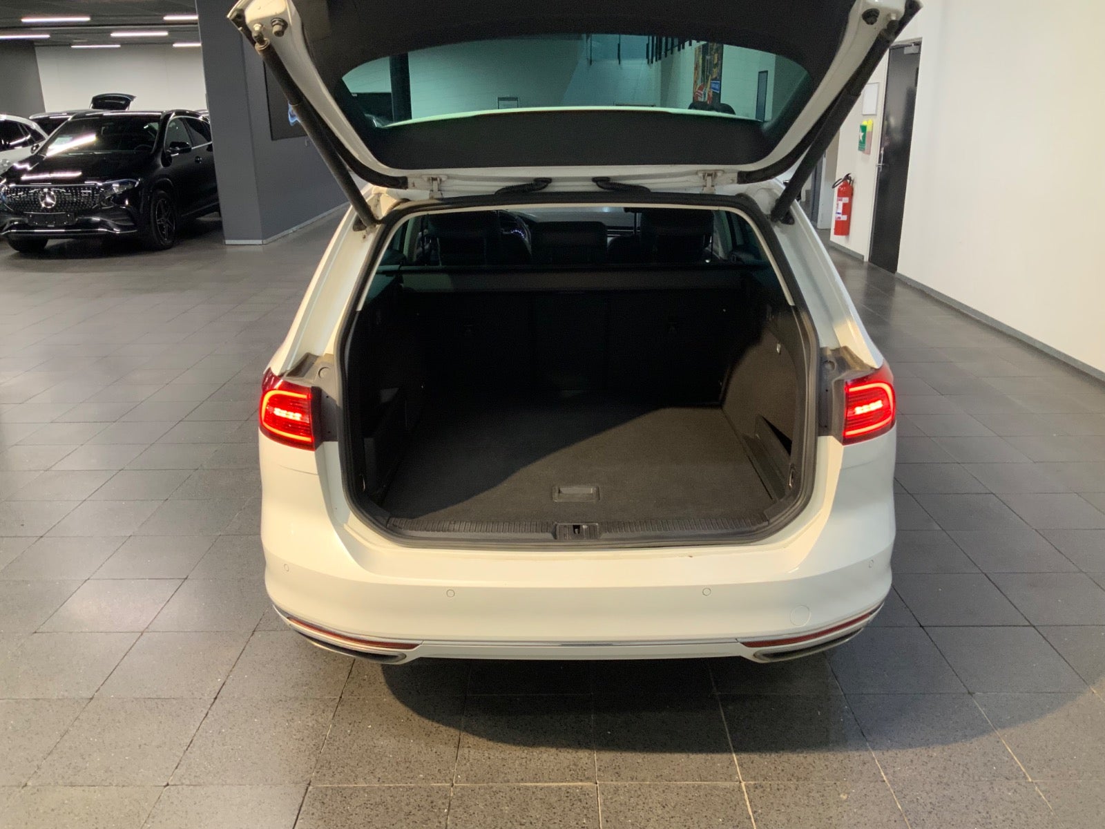 VW Passat (5/8)