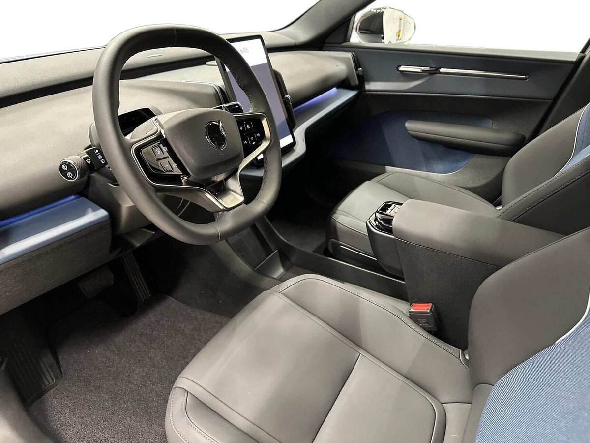 Volvo EX30 Standard Range Plus billede 3