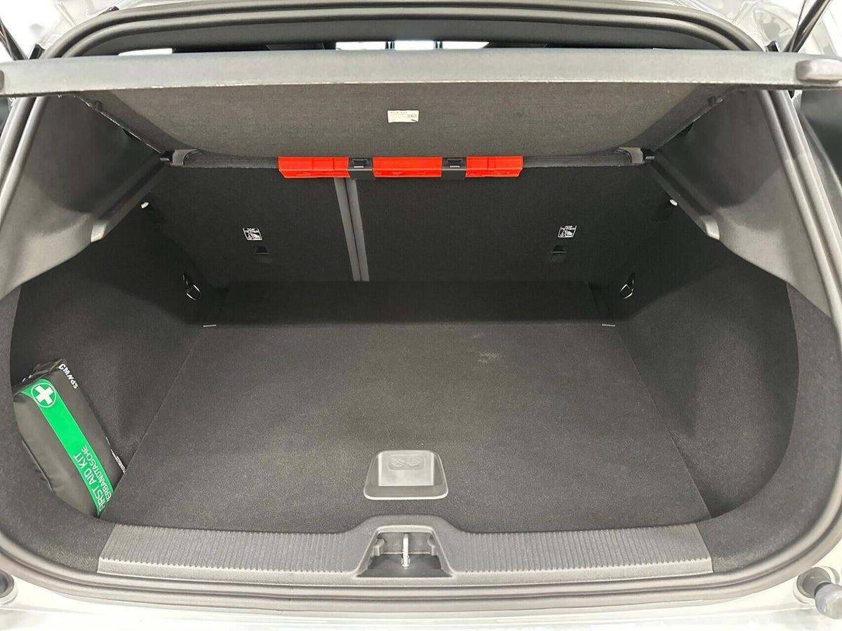 Volvo EX30 Extended Range Core billede 14