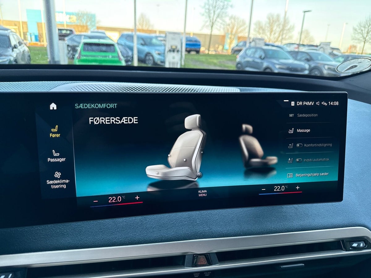 BMW iX xDrive40 Fully Charged M-Sport billede 23