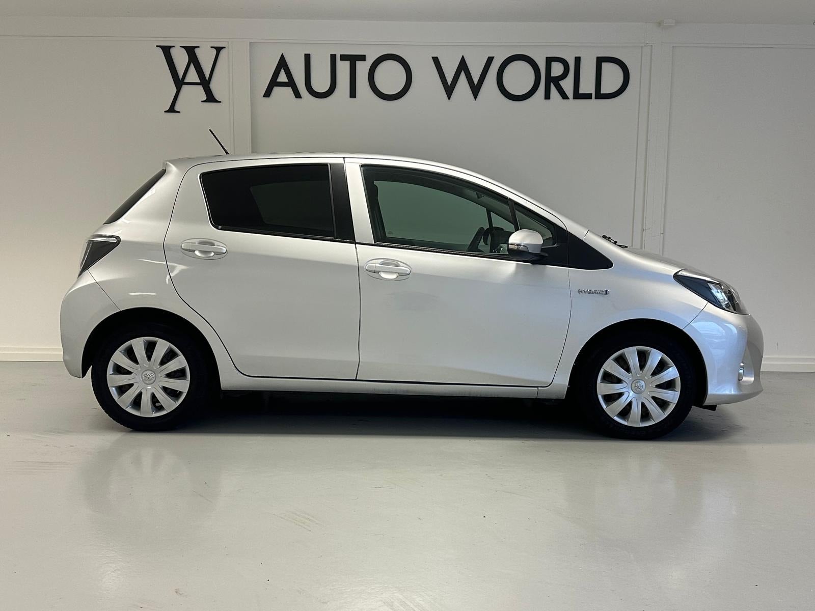 Toyota Yaris 2014