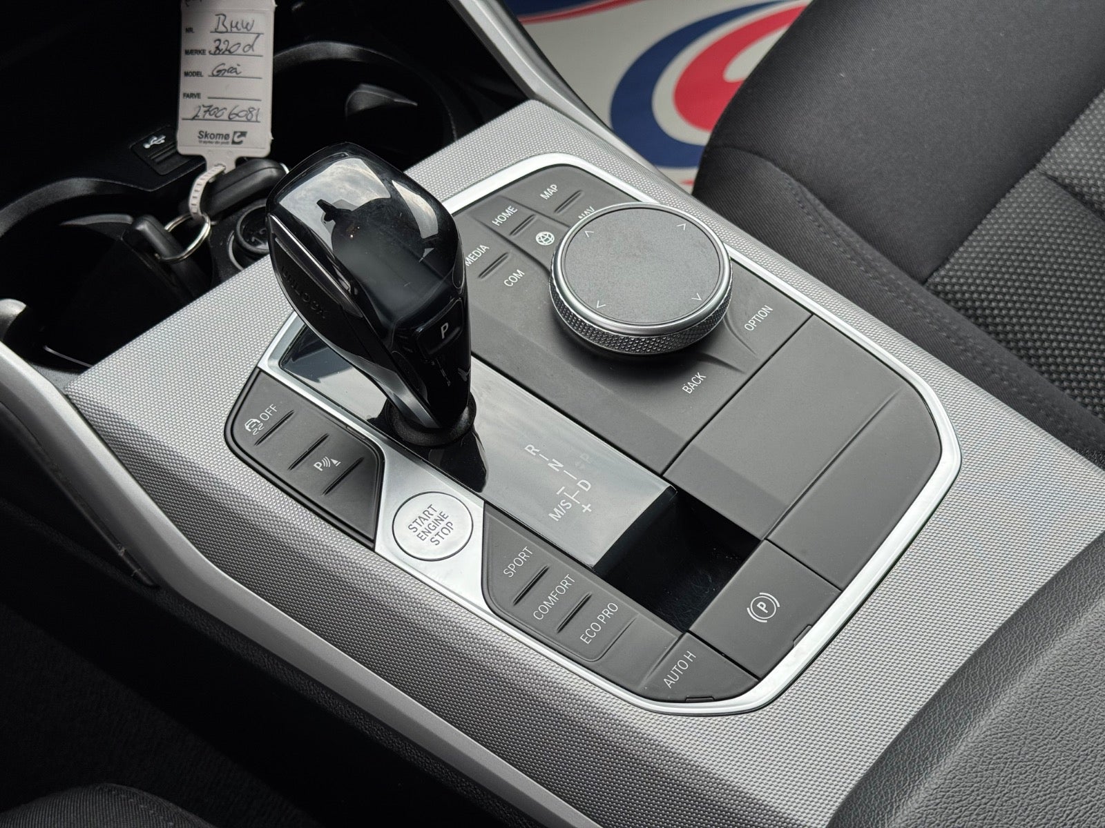 Billede af BMW 320d 2,0 Touring Connected aut.