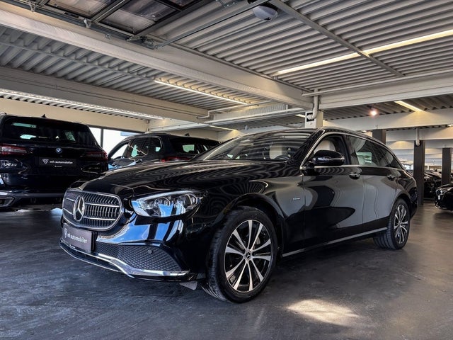 Mercedes E300 de 2,0 Avantgarde stc. aut.