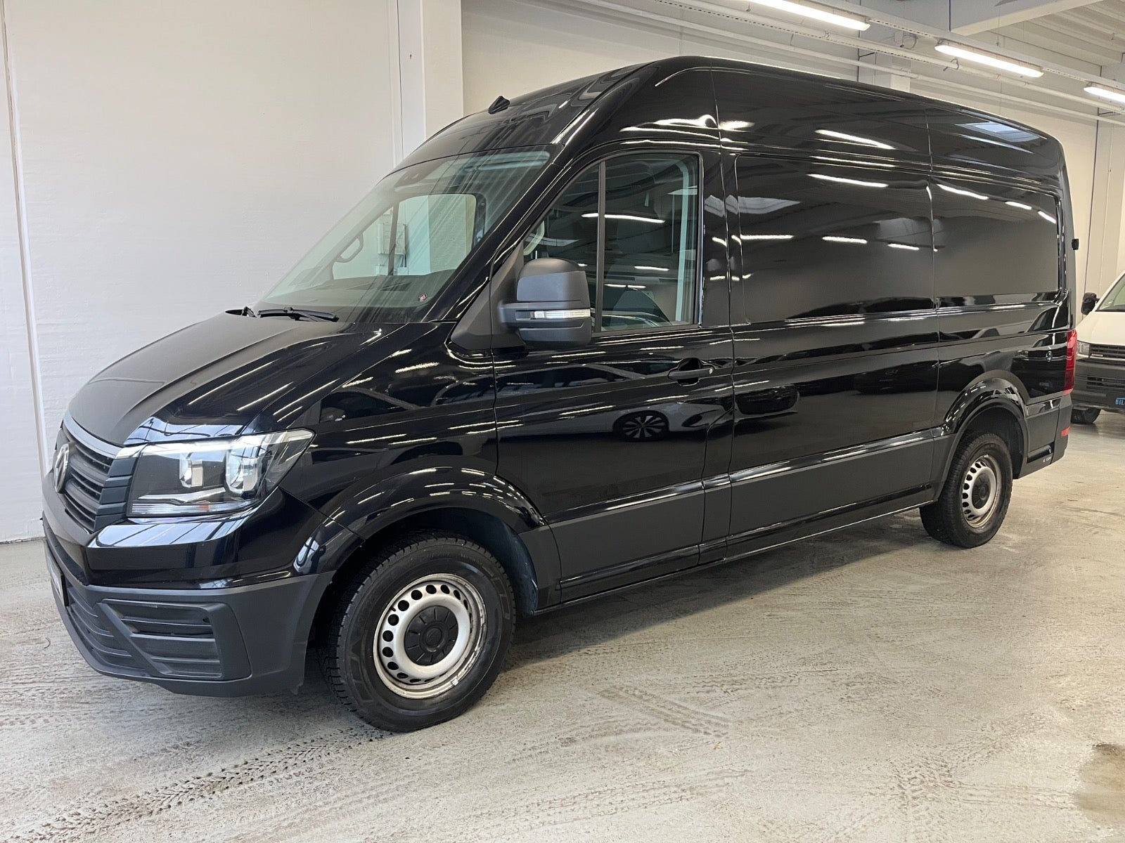 Billede af VW Crafter 35 2,0 TDi 140 Kassevogn L3H2
