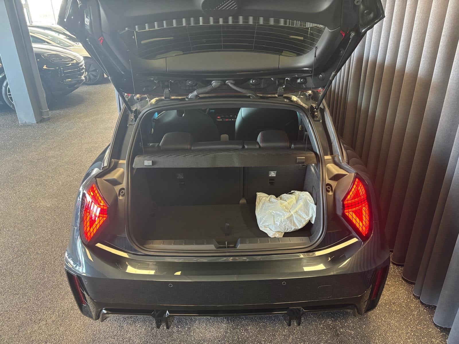 Billede af MINI Cooper SE JCW Trim XL