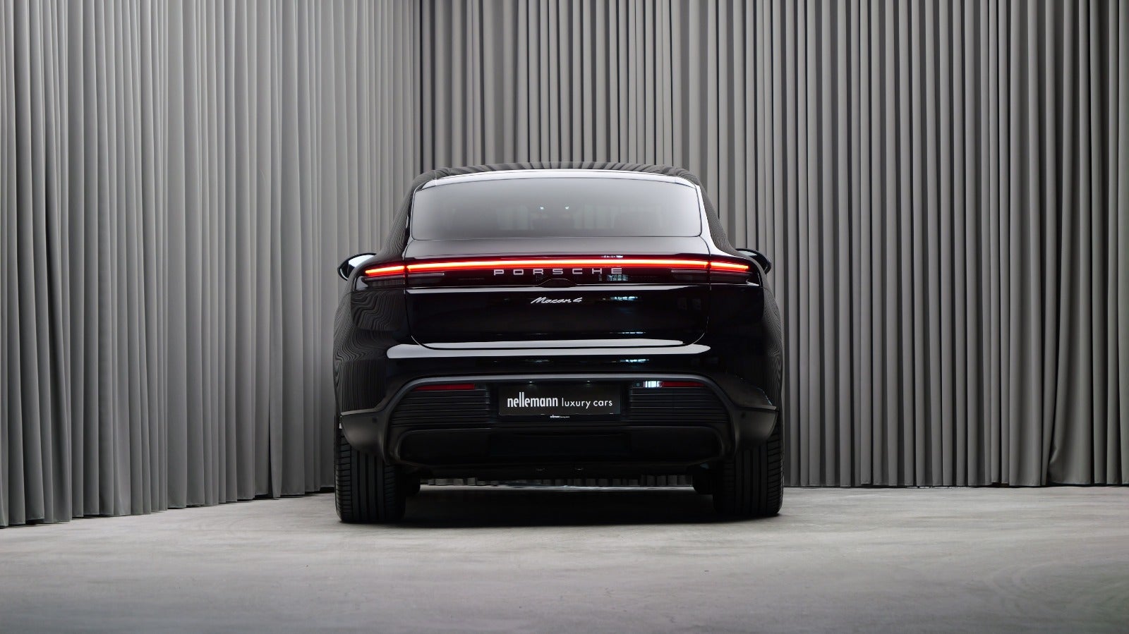 Porsche Macan 4
