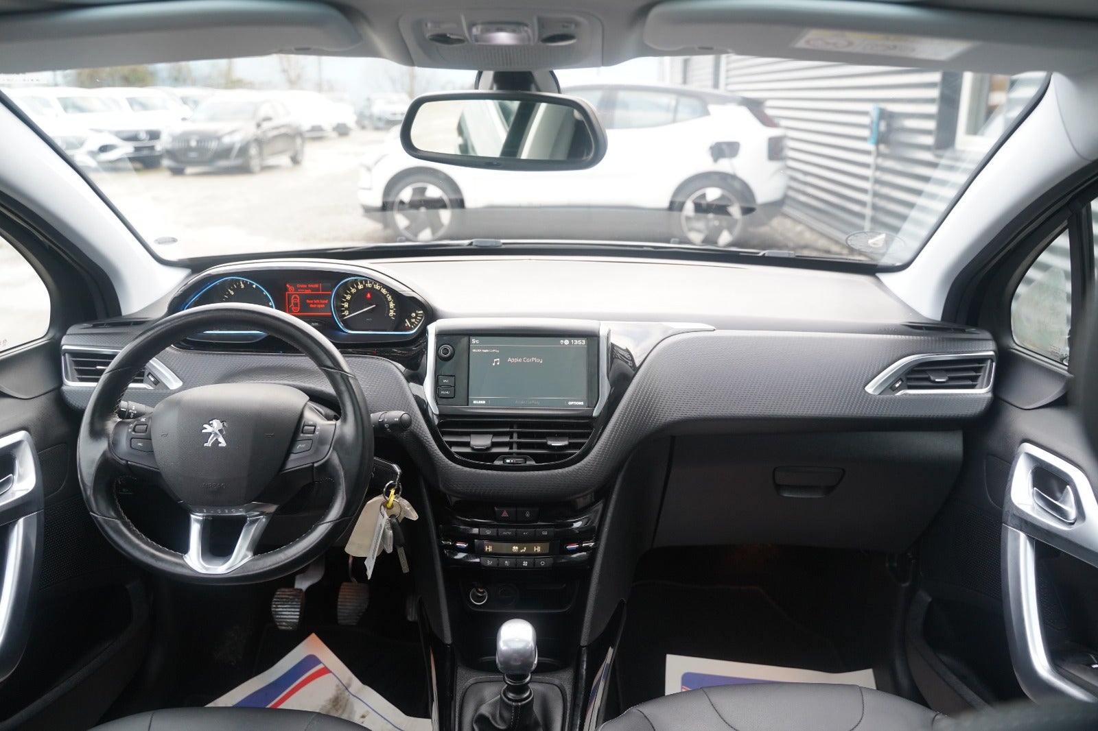 Billede af Peugeot 2008 1,2 PureTech 110 Prestige Sky